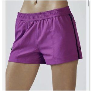 Fabletics Women's Shorts Purple Run Eloise Side Zipper Stretchy Pockets  Large